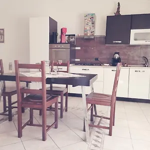 Apartment Deluxe House Of Loto's, Fiumicino